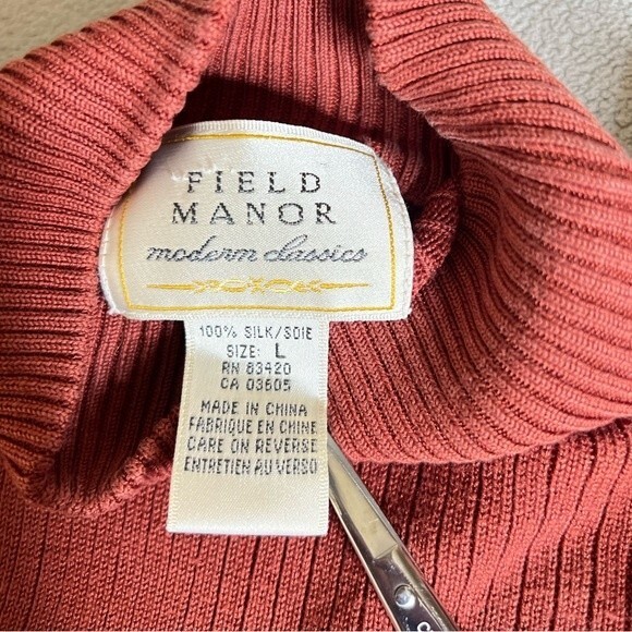 Field Manor 100% Silk Sweatshirt Size L Turtleneck - Picture 3 of 15
